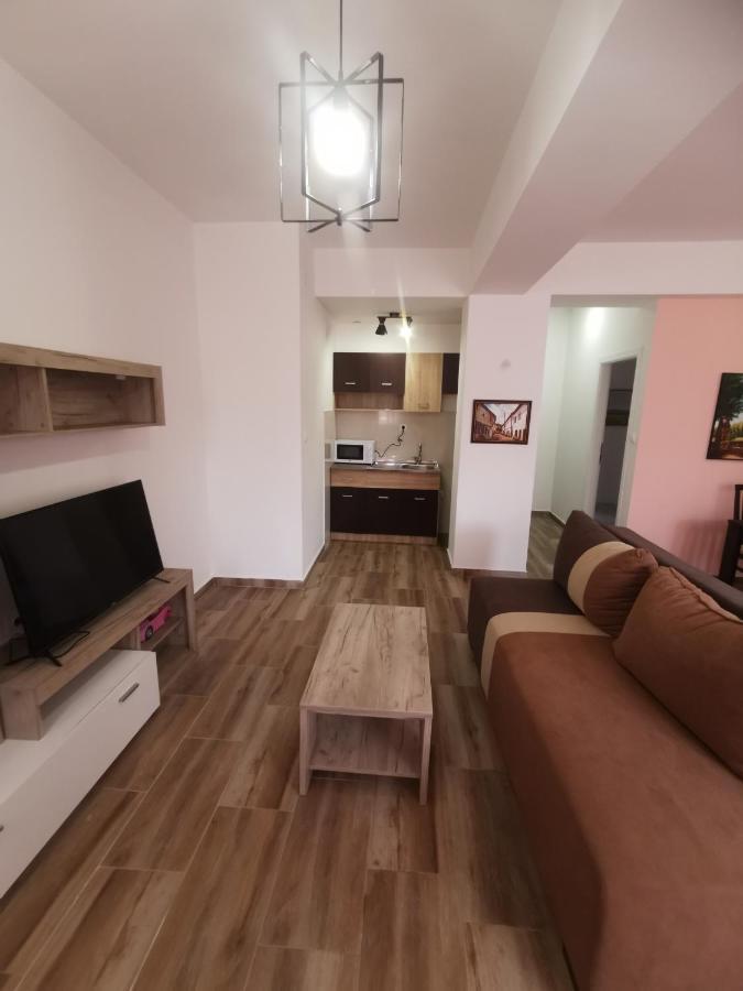 Crown Apartments Skopje Bagian luar foto