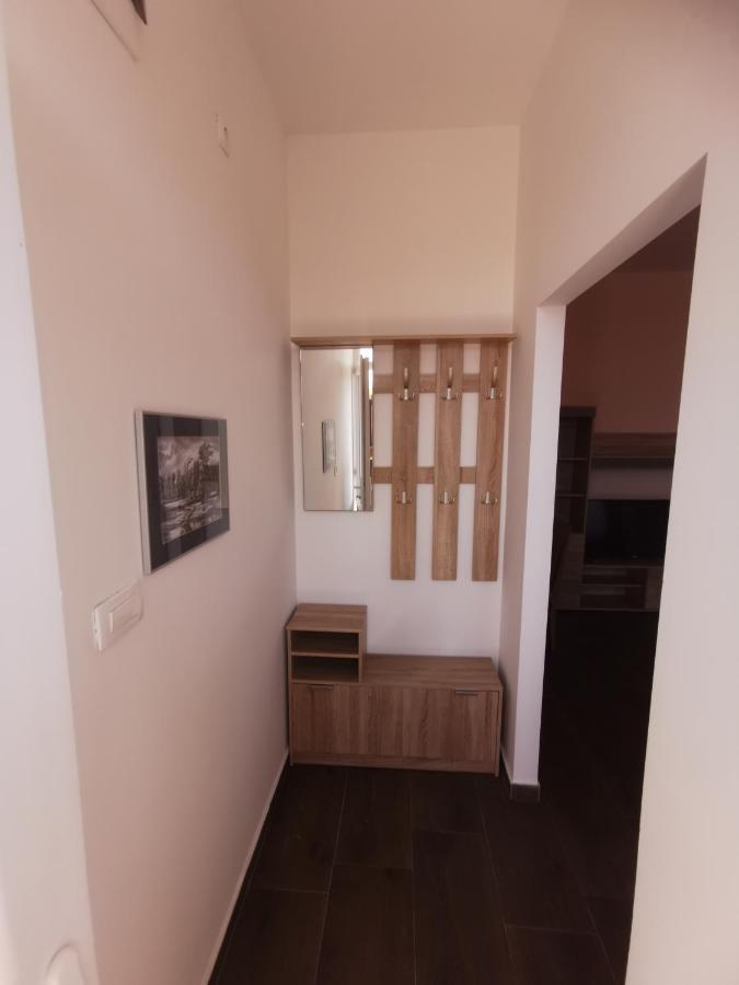 Crown Apartments Skopje Bagian luar foto
