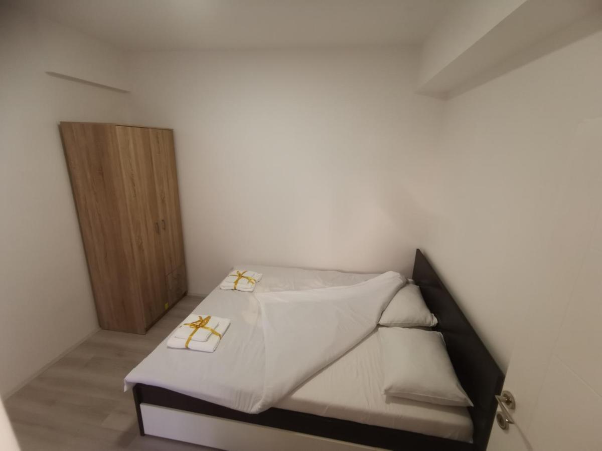 Crown Apartments Skopje Bagian luar foto