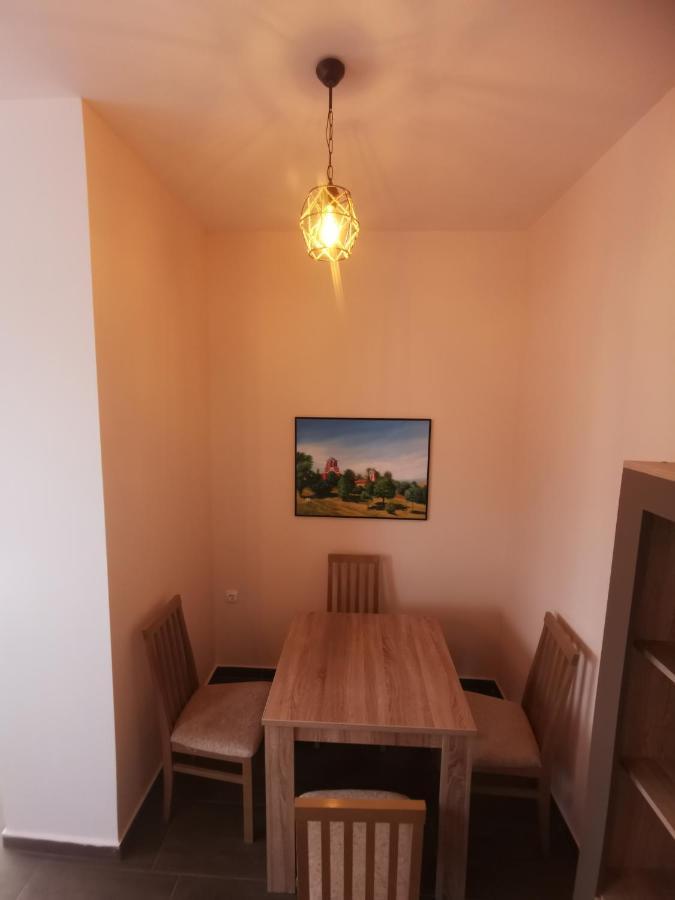 Crown Apartments Skopje Bagian luar foto