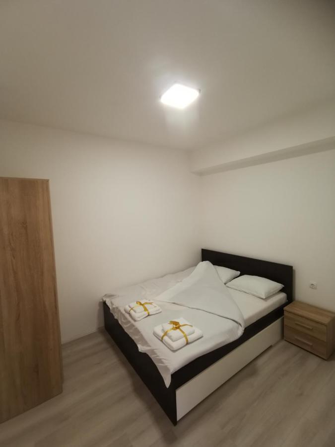 Crown Apartments Skopje Bagian luar foto