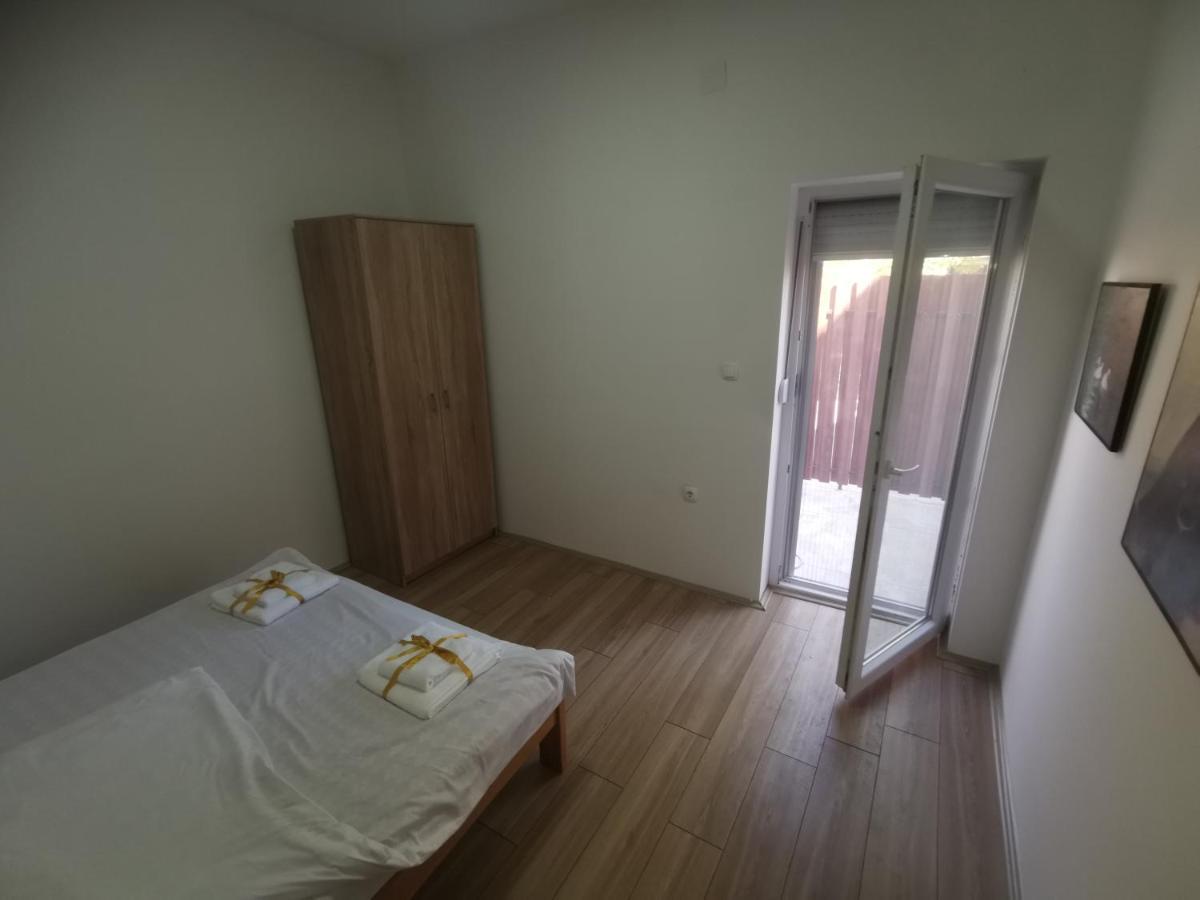 Crown Apartments Skopje Bagian luar foto