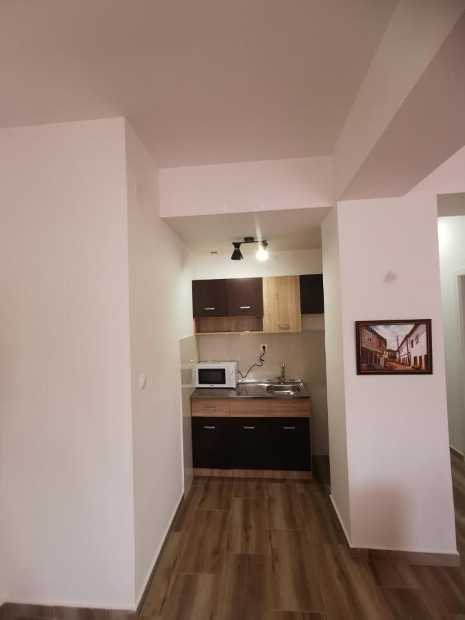 Crown Apartments Skopje Bagian luar foto