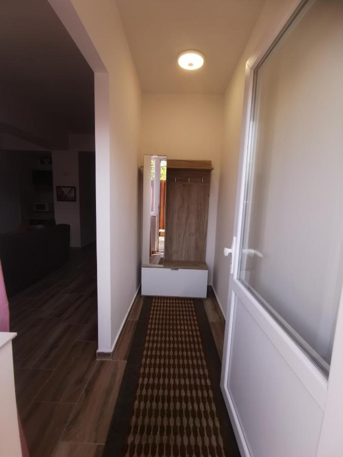 Crown Apartments Skopje Bagian luar foto